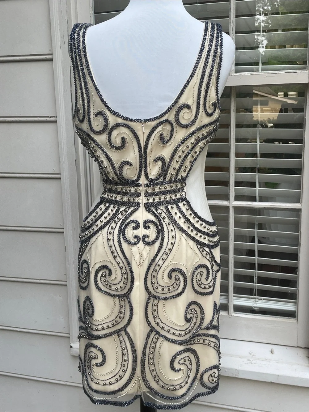 EUC- GB (Gianni Bini)  Beaded Bodycon Cutout Cocktail Dress Cream/ Black Size 13
